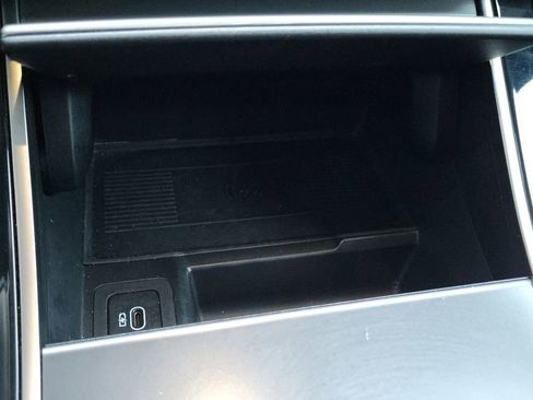 Used 2025 Land Rover Range Rover Velar Dynamic SE image 34