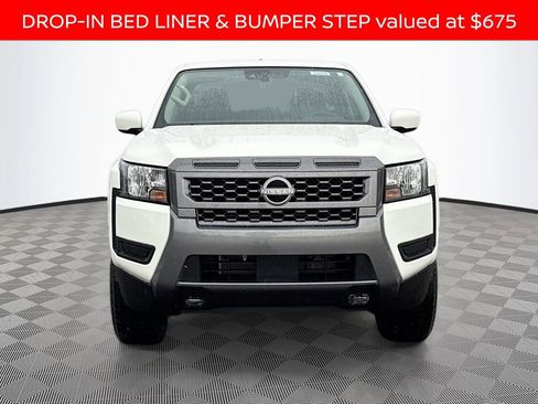 Certified 2025 Nissan Frontier SV AWD/4WD image 2