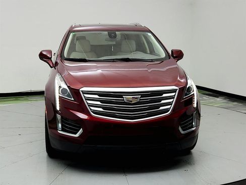 Used 2018 Cadillac XT5 Luxury w/ Driver Awareness Package image 2