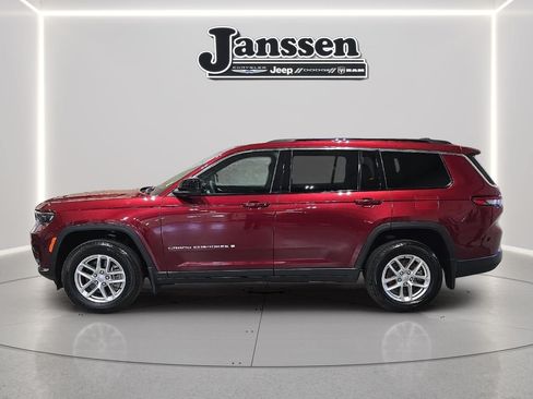 Used 2025 Jeep Grand Cherokee L Laredo w/ MOPAR Finishing Package AWD/4WD image 2
