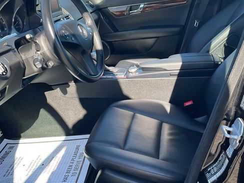 Used 2009 Mercedes-Benz C 300 4MATIC Sedan image 25