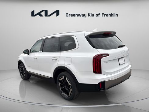 New 2025 Kia Telluride S image 5