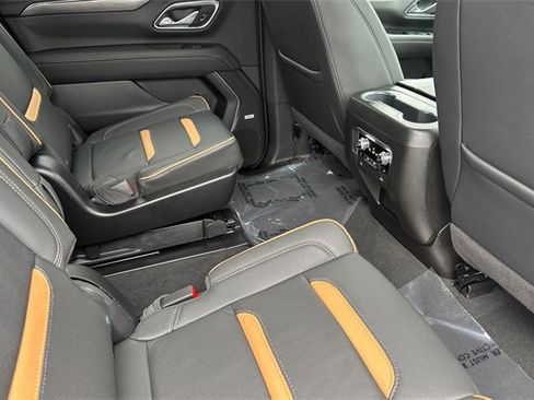 Used 2023 GMC Yukon XL AT4 image 19