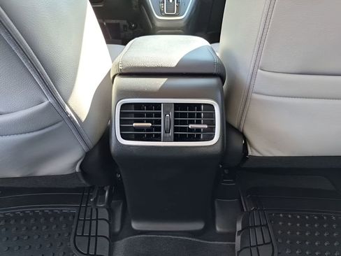 Used 2015 Honda CR-V Touring image 21