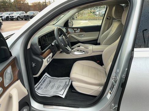 Certified 2020 Mercedes-Benz GLE 450 4MATIC image 9