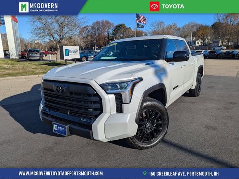 Used 2025 Toyota Tundra Limited image 1