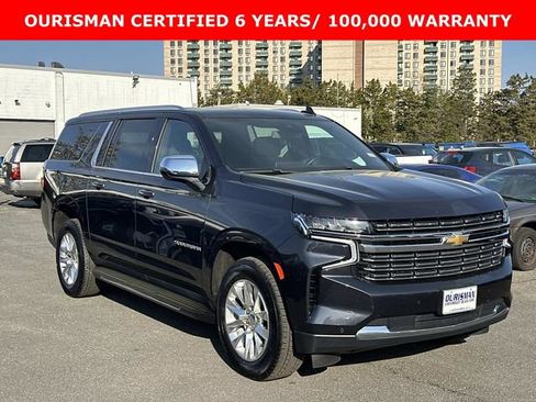 Used 2023 Chevrolet Suburban Premier image 1