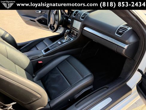 Used 2014 Porsche Cayman RWD image 29