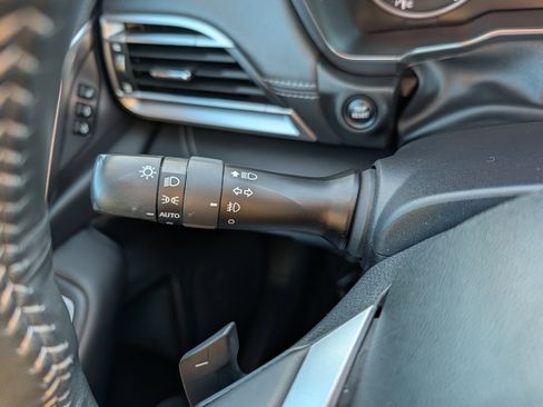 Used 2023 Subaru Outback Touring XT image 30