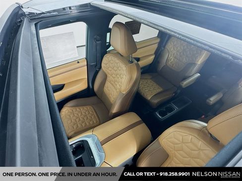 New 2025 Nissan Armada Platinum Reserve image 23