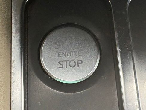 Used 2023 INFINITI QX60 Sensory w/ Vision Package AWD/4WD image 28