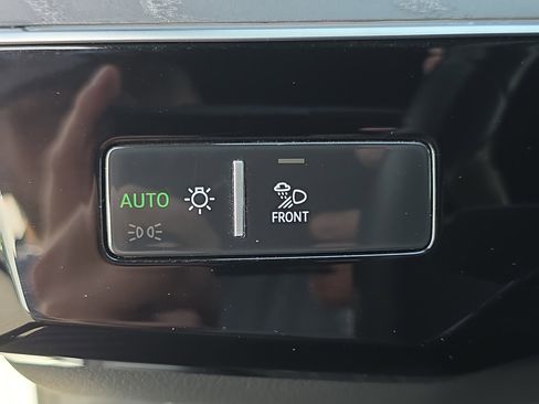 Used 2022 Audi e-tron S Prestige AWD/4WD image 26