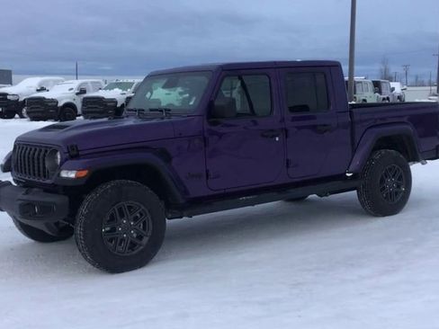 New 2026 Jeep Gladiator Sport image 4