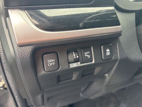 Used 2018 Subaru Forester 2.5i Premium w/ Popular Package #3B image 21