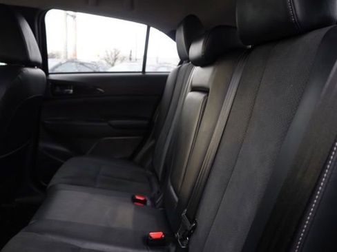 Used 2024 Mitsubishi Eclipse Cross SE image 32