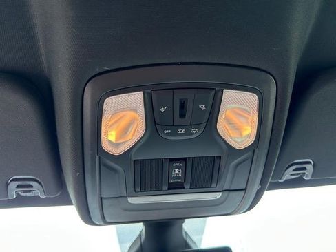 Used 2021 RAM 1500 Big Horn image 25