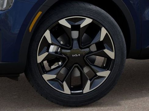 New 2025 Kia Sorento SX FWD image 9
