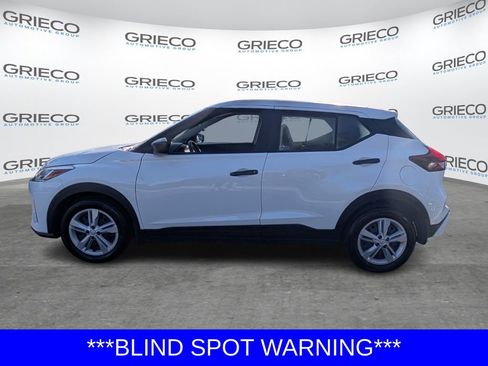 Certified 2025 Nissan Kicks Play S image 4