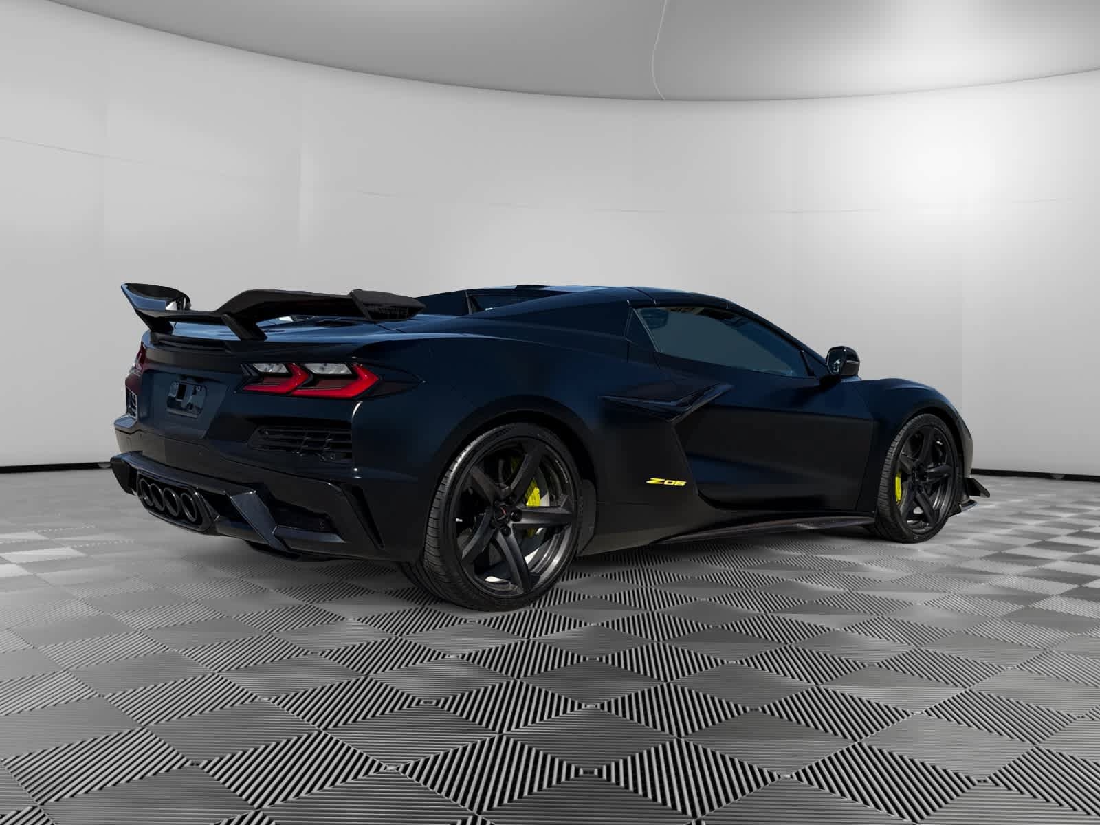 Used 2023 Chevrolet Corvette Z06 w/ Z07 Performance Package RWD image 5