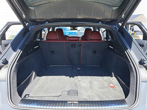 Used 2024 Audi SQ8 e-tron Premium Plus w/ Black Optic Package image 12