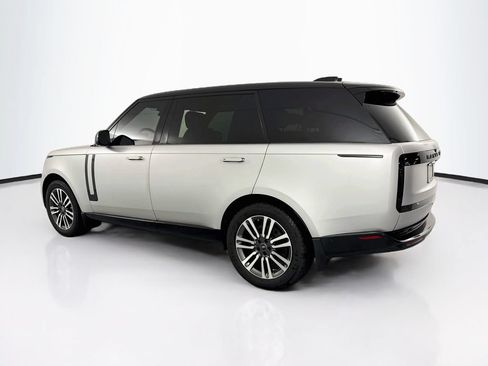Used 2023 Land Rover Range Rover Long Wheelbase SE AWD/4WD image 7