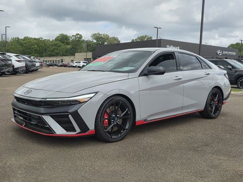 Certified 2025 Hyundai Elantra N FWD image 7