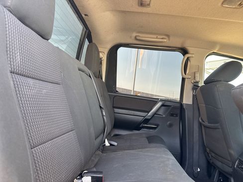 Used 2014 Nissan Titan SV w/ SV Value Truck Package image 24