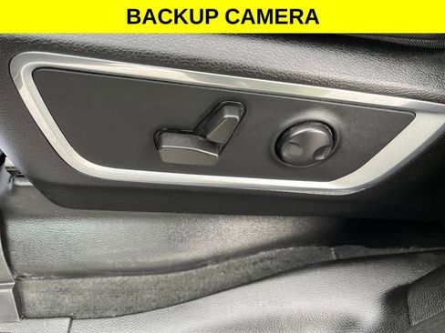 Used 2022 RAM 1500 Laramie AWD/4WD image 23