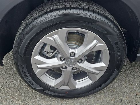 Certified 2025 Honda HR-V LX image 9