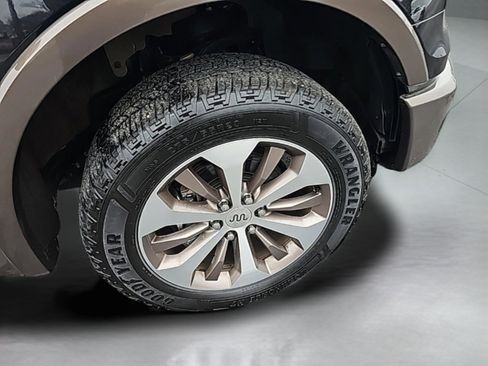 Used 2016 Ford F150 King Ranch w/ Equipment Group 601A Luxury image 17