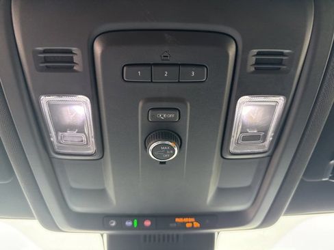 Used 2024 Chevrolet Tahoe LT image 27