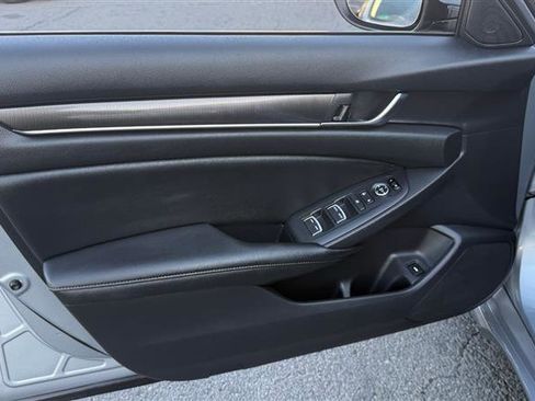 Used 2020 Honda Accord Sport image 5