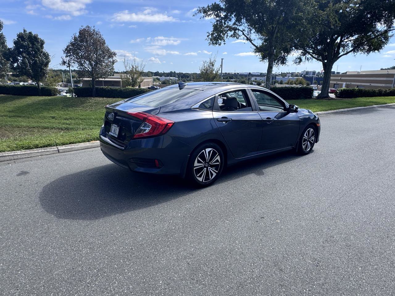 Used 2017 Honda Civic EX-T image 29