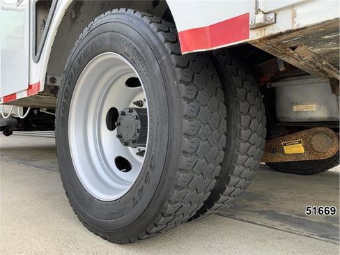 Used 2012 Ford F550 2WD Regular Cab Super Duty w/ PWR Equipment Group image 19