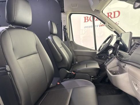 New 2026 Ford Transit 250 148 Medium Roof w/ Load Area Protection Package image 18