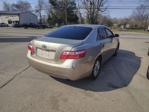 Used 2008 Toyota Camry LE image 3