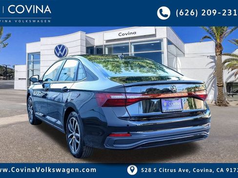 New 2026 Volkswagen Jetta SE image 5