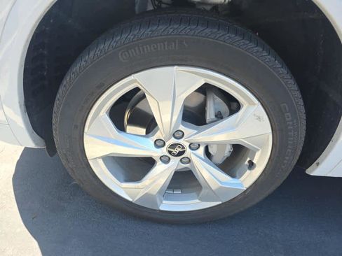 Used 2023 Audi Q5 2.0T Premium Plus w/ Premium Plus Package AWD/4WD image 9