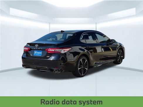 Used 2020 Toyota Camry XSE FWD image 6