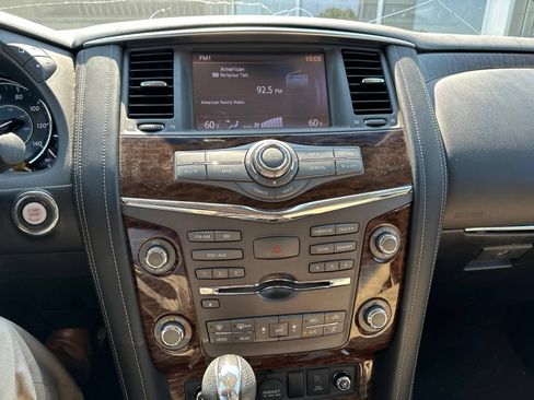 Used 2017 Nissan Armada Platinum w/ Captain Seat Package RWD image 18
