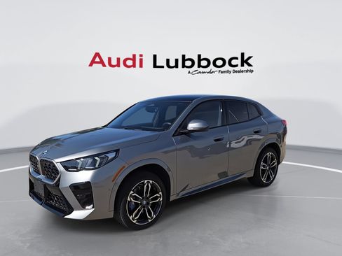 Used 2026 BMW X2 xDrive28i AWD/4WD image 4