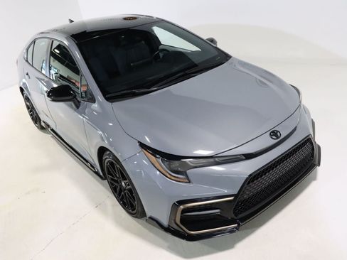 Used 2022 Toyota Corolla SE w/ Carpet Mat Package (TMS) FWD image 21