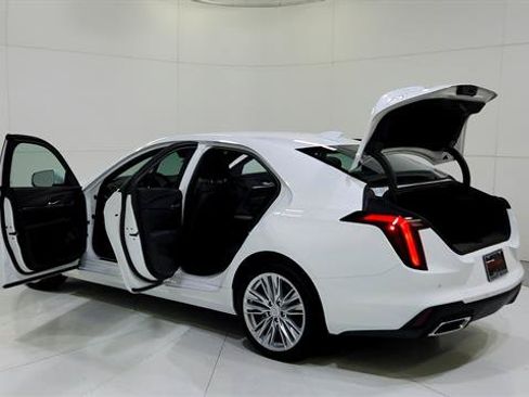 Used 2026 Cadillac CT4 Premium Luxury AWD/4WD image 31