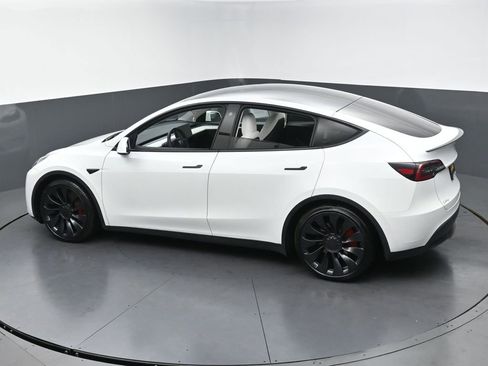 Used 2022 Tesla Model Y Performance AWD/4WD image 43