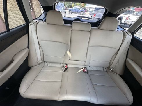 Used 2018 Subaru Outback 3.6R Limited AWD/4WD image 19