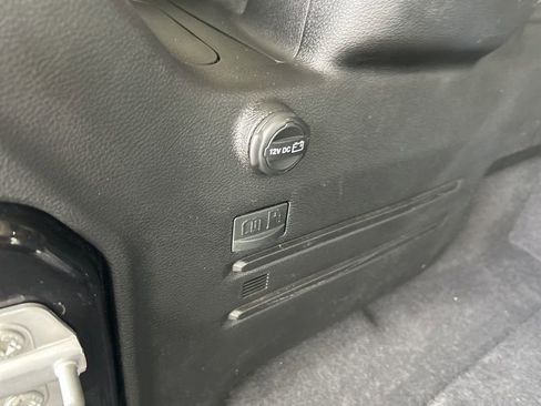 Used 2025 Jeep Wrangler Willys 4xe image 38