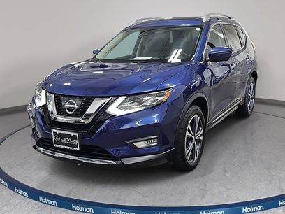 Used 2017 Nissan Rogue SL w/ SL Premium Package