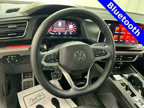 Certified 2024 Volkswagen Atlas Peak Edition SE image 6
