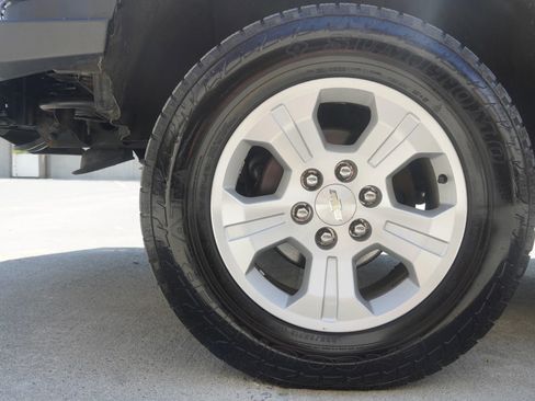 Used 2016 Chevrolet Silverado 1500 LT w/ All Star Edition AWD/4WD image 32