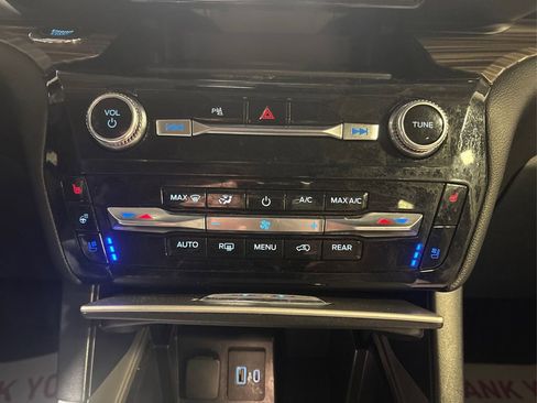 Certified 2023 Ford Explorer Limited image 26